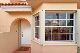 11415 Lakeview Dr, Coral Springs, FL 33071 - Photo 5