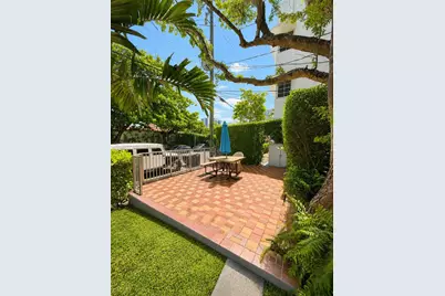 322 25th St #12, Miami Beach, FL 33140 - Photo 11