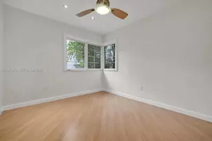 305 Jefferson Ave, Miami Beach, FL 33139 - Photo 11