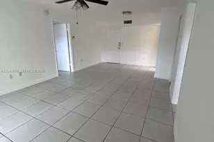 4805 NW 7th St, Miami, FL 33126 - Photo 5