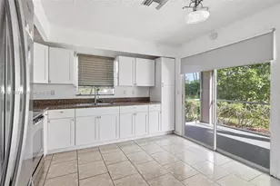 1855 SE 6th Ct, Homestead, FL 33033 - Photo 7