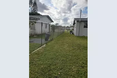 14721 SW 104th Ave, Miami, FL 33176 - Photo 3