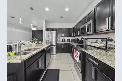 11611 SW 253rd St, Homestead, FL 33032 - Photo 13