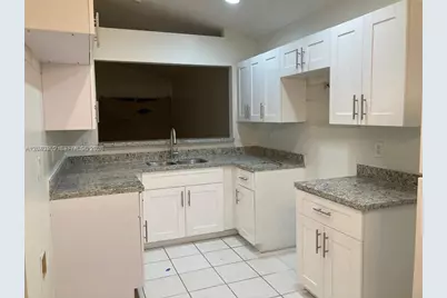 848 SW 10th St #n/a, Florida City, FL 33034 - Photo 5