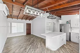 805 SW 22nd Ave, Fort Lauderdale, FL 33312 - Photo 9