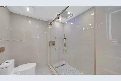 1623 Collins Ave #415, Miami Beach, FL 33139 - Photo 27