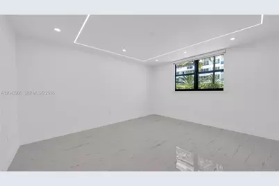 1623 Collins Ave #415, Miami Beach, FL 33139 - Photo 23