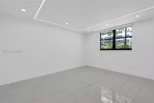 1623 Collins Ave, Miami Beach, FL 33139 - Photo 23