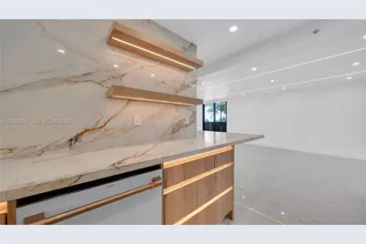 1623 Collins Ave #415, Miami Beach, FL 33139 - Photo 13
