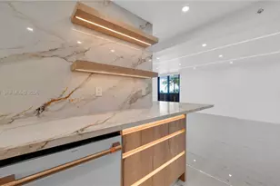 1623 Collins Ave, Miami Beach, FL 33139 - Photo 13