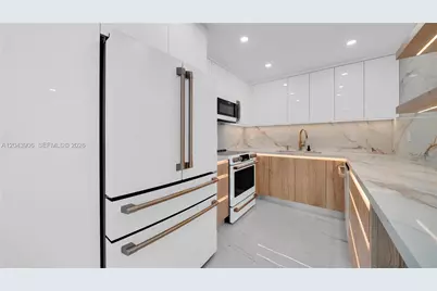 1623 Collins Ave #415, Miami Beach, FL 33139 - Photo 11