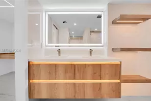 1623 Collins Ave, Miami Beach, FL 33139 - Photo 25