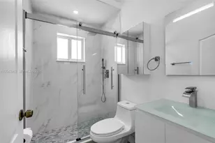 8757 NW 139th Terrace, Miami Lakes, FL 33018 - Photo 23
