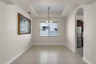 8757 NW 139th Terrace, Miami Lakes, FL 33018 - Photo 9
