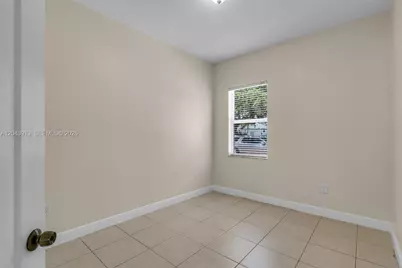 8757 NW 139 Ter, Miami Lakes, FL 33018 - Photo 21