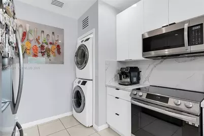 7031 NW 20th Ave, Miami, FL 33147 - Photo 11