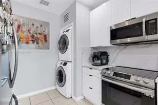 7031 NW 20th Ave, Miami, FL 33147 - Photo 11