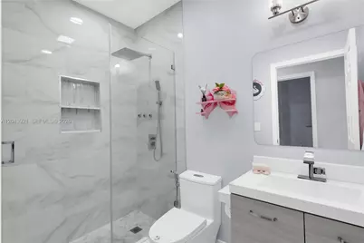 7031 NW 20th Ave, Miami, FL 33147 - Photo 21