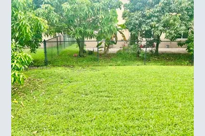 946 NW 206th St, Miami Gardens, FL 33169 - Photo 17