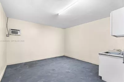 693 W 26th St, Hialeah, FL 33010 - Photo 15