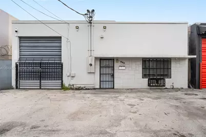 693 W 26th St, Hialeah, FL 33010 - Photo 3