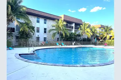 7477 SW 82nd St #C318, Miami, FL 33143 - Photo 9