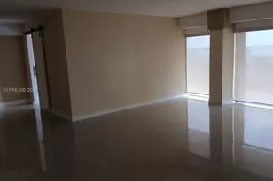 1800 NE 114th St, Miami, FL 33181 - Photo 9