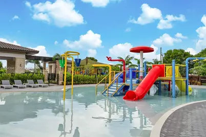 8015 NW 104th Ave #21, Doral, FL 33178 - Photo 23