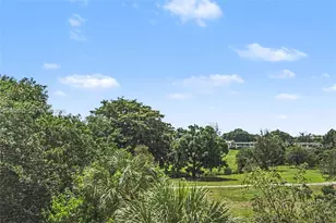 3250 N Palm Aire Dr, Pompano Beach, FL 33069 - Photo 29