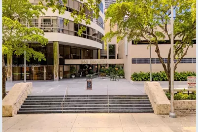 848 NE Brickell Avenue, Miami, FL 33131 - Photo 3