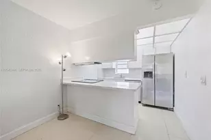 1100 NE 9th Ave, Fort Lauderdale, FL 33304 - Photo 5