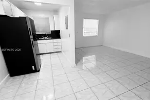 400 SE 9th Ct, Hallandale Beach, FL 33009 - Photo 7