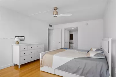 11 Island Ave #610, Miami Beach, FL 33139 - Photo 33