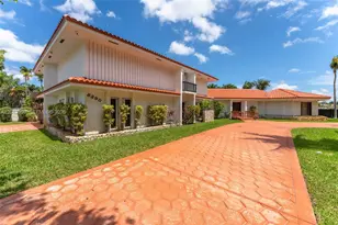 8390 SW 2nd St, Miami, FL 33144 - Photo 3