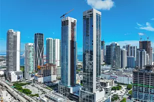 20 NE 11th St, Miami, FL 33132 - Photo 43