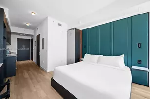 20 NE 11th St, Miami, FL 33132 - Photo 15