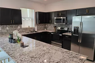634 SE 37th Ave, Homestead, FL 33033 - Photo 5