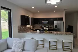 634 SE 37th Ave, Homestead, FL 33033 - Photo 7