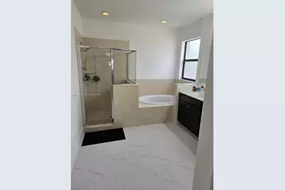 634 SE 37 Ave, Homestead, FL 33033 - Photo 17
