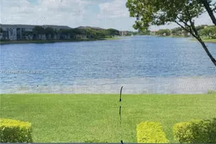 13800 SW 5th Ct, Pembroke Pines, FL 33027 - Photo 17