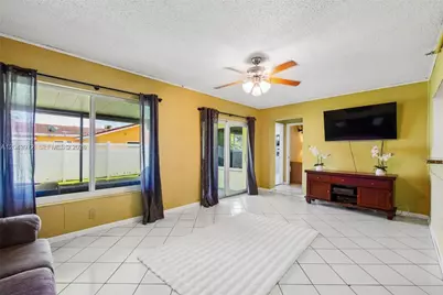 7506 NW 42nd St, Coral Springs, FL 33065 - Photo 23