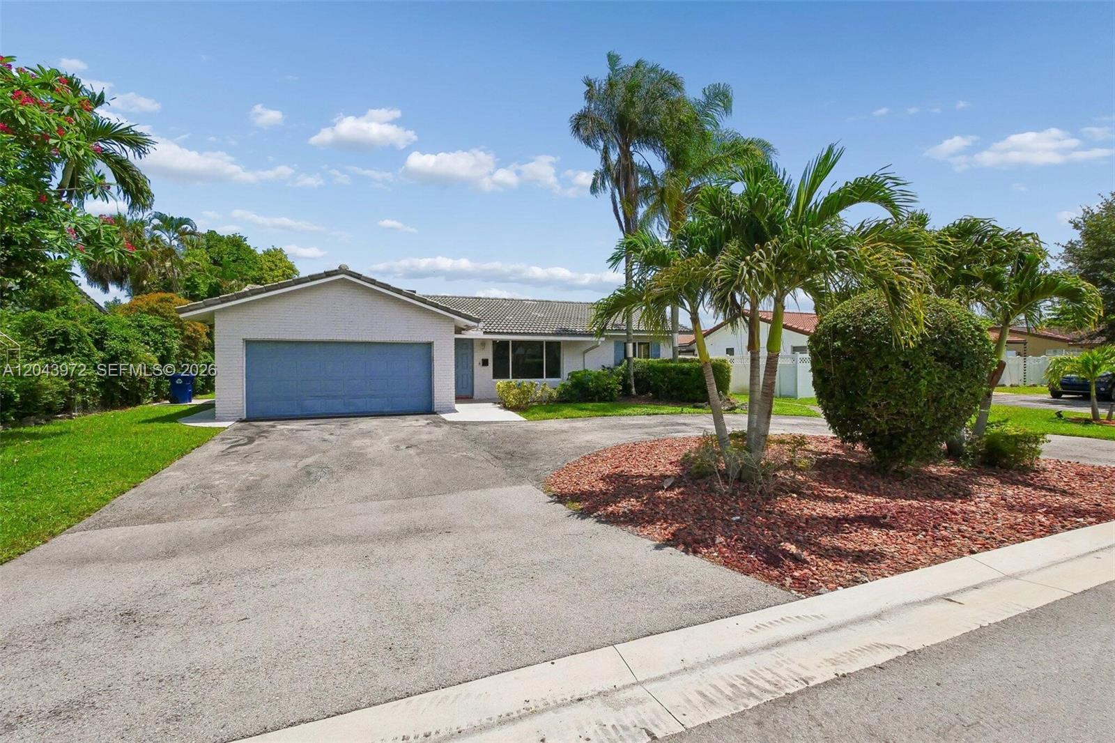 7506 NW 42nd St - 7506 NW 42nd St, Coral Springs, FL 33065 Luxury Property | Jose Angel Pina