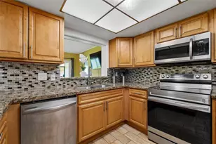 7506 NW 42nd St, Coral Springs, FL 33065 - Photo 7