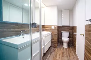 2851 NE 183rd St, Aventura, FL 33160 - Photo 33