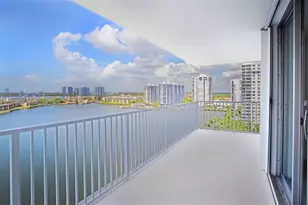2851 NE 183rd St, Aventura, FL 33160 - Photo 21