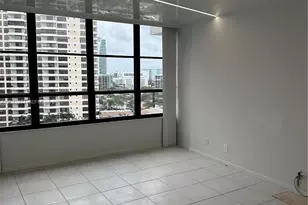 600 Three Islands Boulevard, Hallandale Beach, FL 33009 - Photo 7