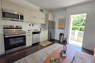 601 11th St, Miami Beach, FL 33139 - Photo 5