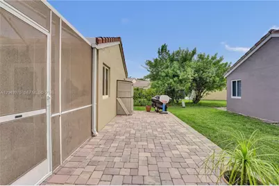 4444 Dogwood Cir, Weston, FL 33331 - Photo 17