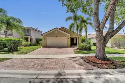 4444 Dogwood Cir, Weston, FL 33331 - Photo 3