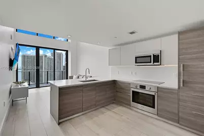 121 NE 34th St #PH3206, Miami, FL 33137 - Photo 5